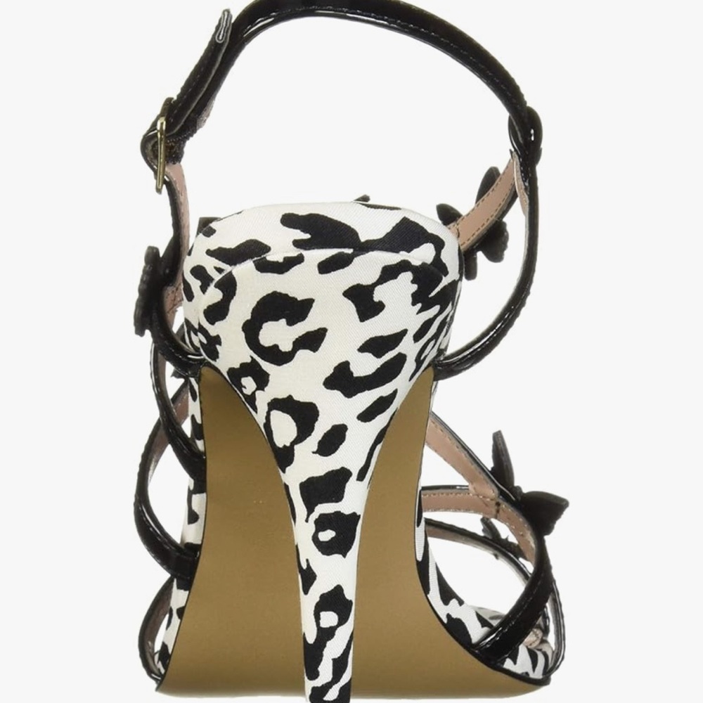 🦋 Betsey Johnson Vandi Butterfly Heels NEW with Box! - Picture 8 of 11